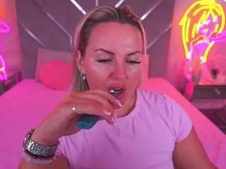 Lindajawel webcams show profile image 