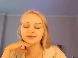 Liseurban webcams show profile image 