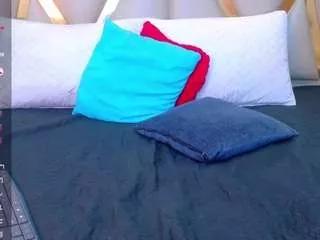 littleebluee from CamSoda