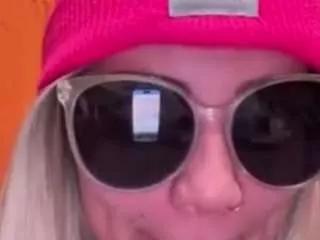 Lizzyanonymous webcams show profile image 