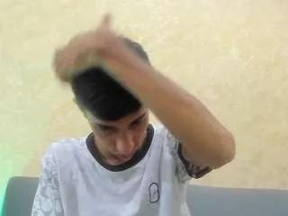 Lucian-davii webcams show profile image 