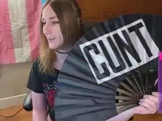 luluvaladon from CamSoda