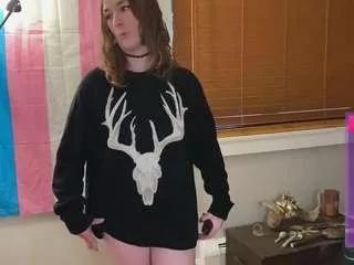 luluvaladon from CamSoda