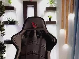 lumuon from CamSoda