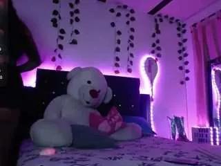 Luxuryygf1 webcams show profile image 