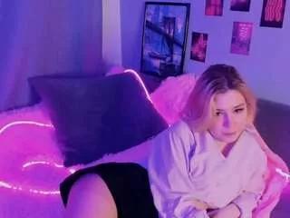 lxlgirl from CamSoda