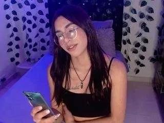 lyaa-cute from CamSoda