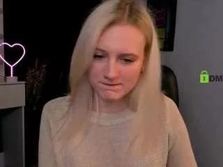 madam-ulis from CamSoda
