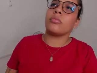 Madissonlewis webcams show profile image 