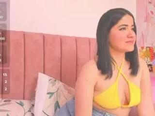 mara-paradise from CamSoda
