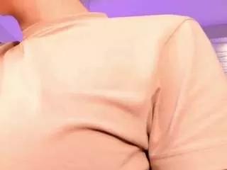 mararicci from CamSoda