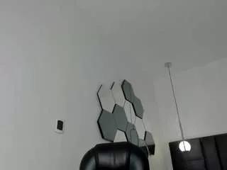 mararicci from CamSoda