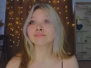 mayaster from CamSoda