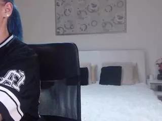 mayaweisss from CamSoda