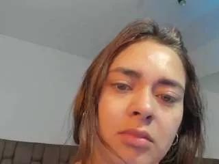 mia-muller on CamSoda