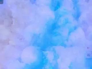 miiakay from CamSoda