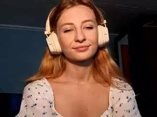 Milahill webcams show profile image 