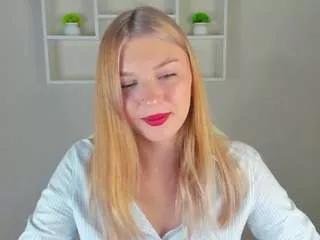 milly-rockk from CamSoda