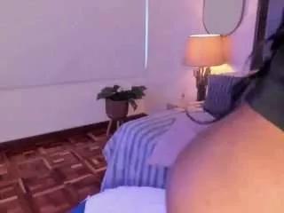 miss-mian from CamSoda
