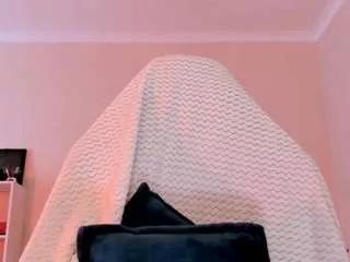 mollyhugs from CamSoda