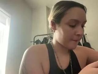 mollykitty333 from CamSoda