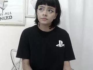 mollyskinny from CamSoda