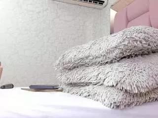 mollyy-rosse from CamSoda