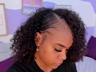 Monaaxxx webcams show profile image 