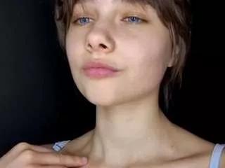 Monserrategreubel webcams show profile image 