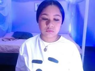 naahom1 from CamSoda