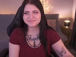 nanadaizy from CamSoda