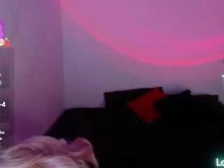 Naomybuster webcams show profile image 