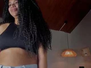 nayahh from CamSoda