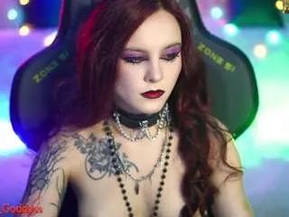 nellene from CamSoda