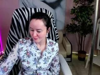 ninoya from CamSoda
