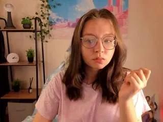 noora-moore from CamSoda