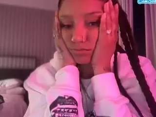 Nylaajaeebossee webcams show profile image 