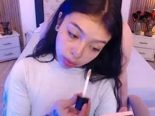 pettit-courtny from CamSoda