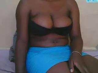 queen-maira from CamSoda