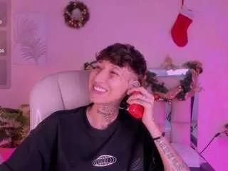 Ravengreen webcams show profile image 