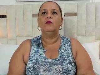 saanem-mature from CamSoda