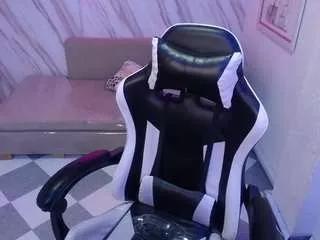 samara-b from CamSoda