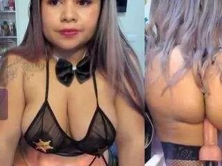 sara-seexy from CamSoda