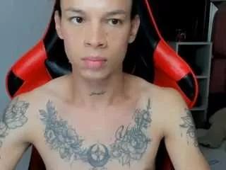 sara-slut from CamSoda
