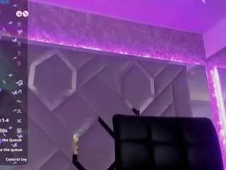 saraa-fox from CamSoda