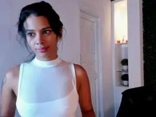 saracorraless from CamSoda