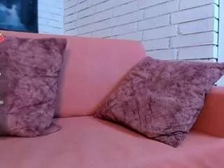 saracorraless from CamSoda