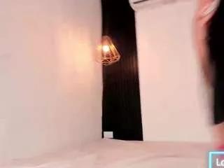 sarah-jacobbs20 on CamSoda