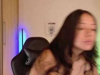 sarasavaage on CamSoda