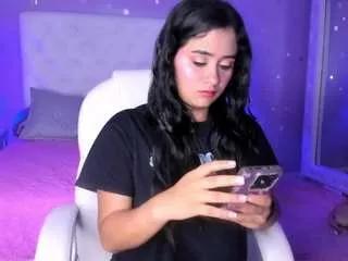 Scarlette15 webcams show profile image 
